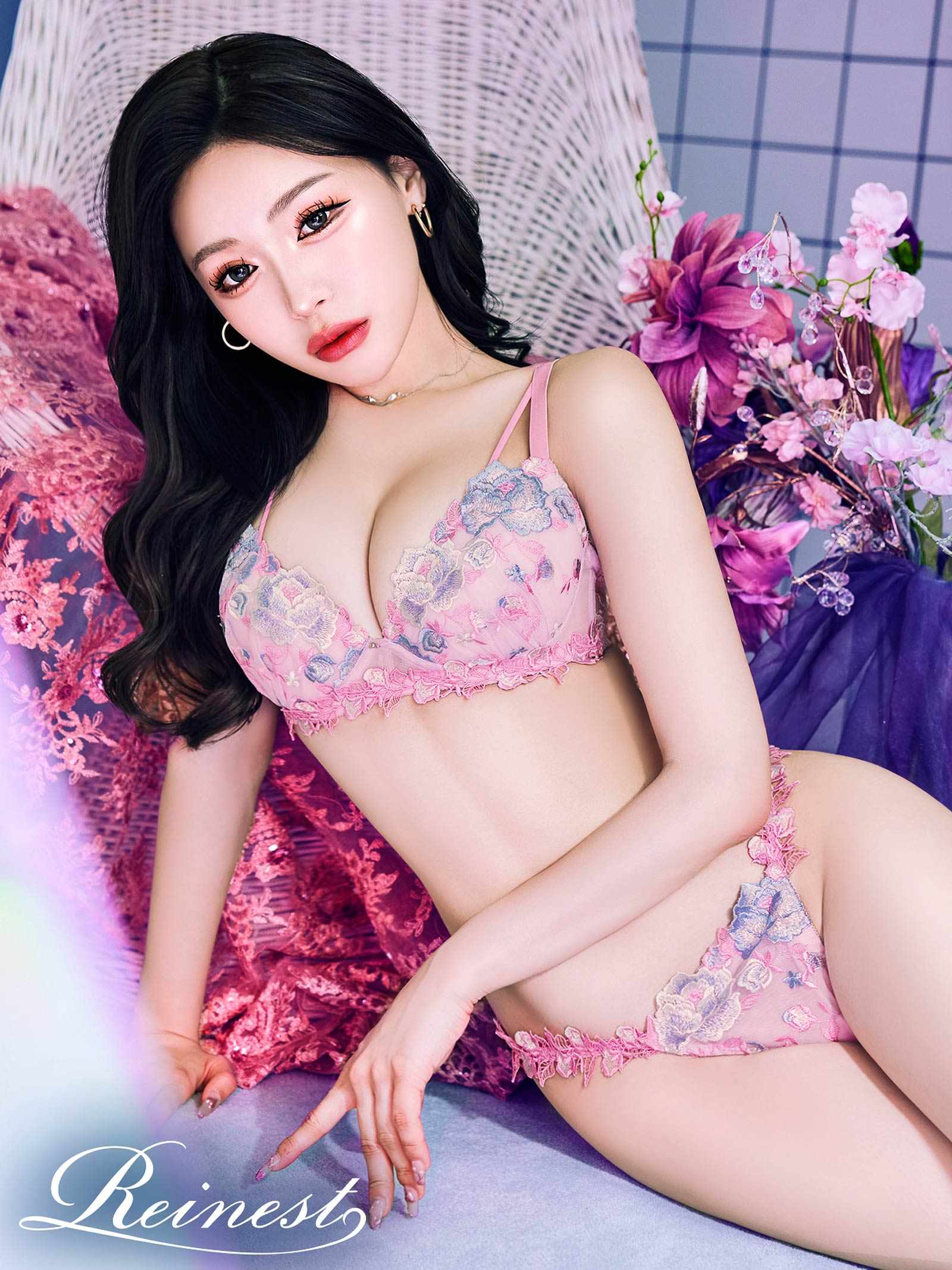 【Reinest】リュクスローズブーケブラジャー&バック透けフルバックショーツ